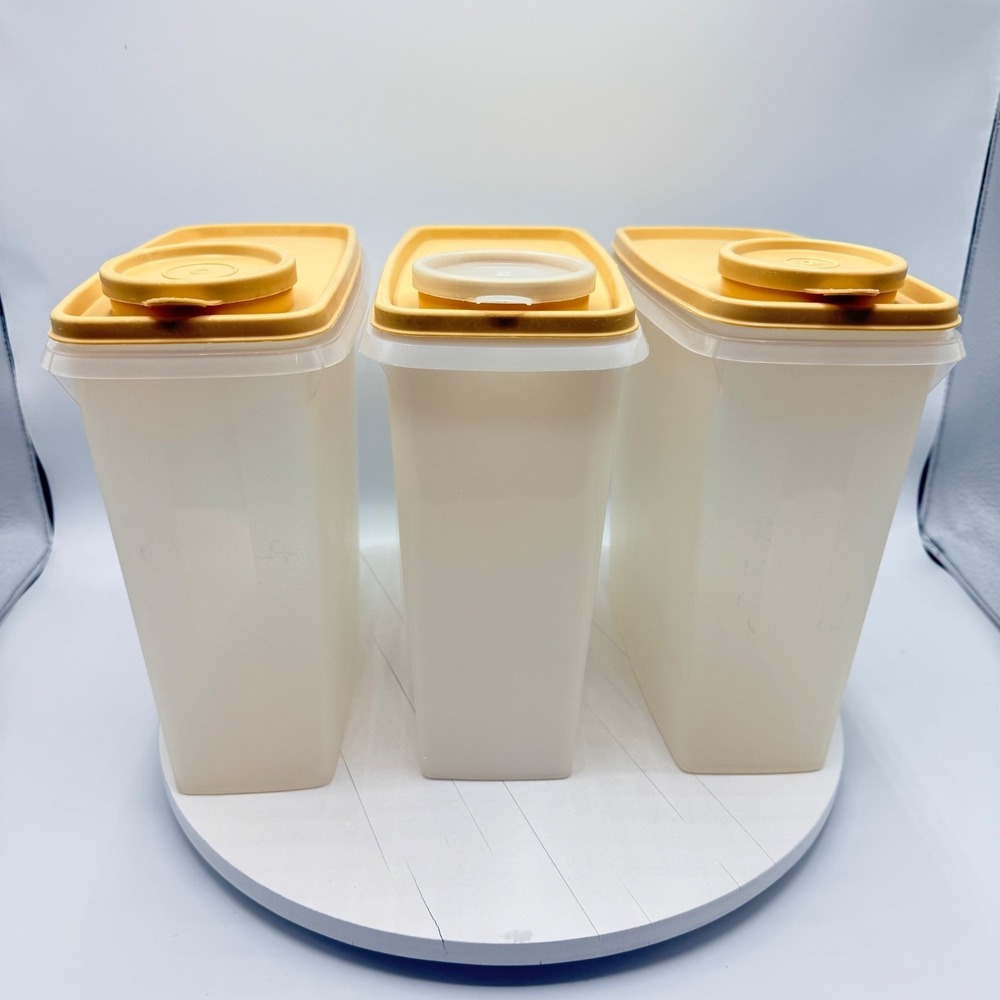 3 Vintage Tupperware Cereal Keepers 469 W/Beige Pour Lids 971 Pantry Storage